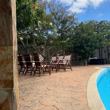 La Finca. Casa En Ciudad. Zona Residencial Muy Tranquila Telde Esterno foto
