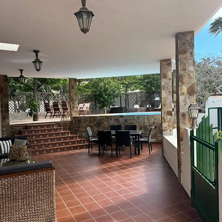 La Finca. Casa En Ciudad. Zona Residencial Muy Tranquila Telde Esterno foto