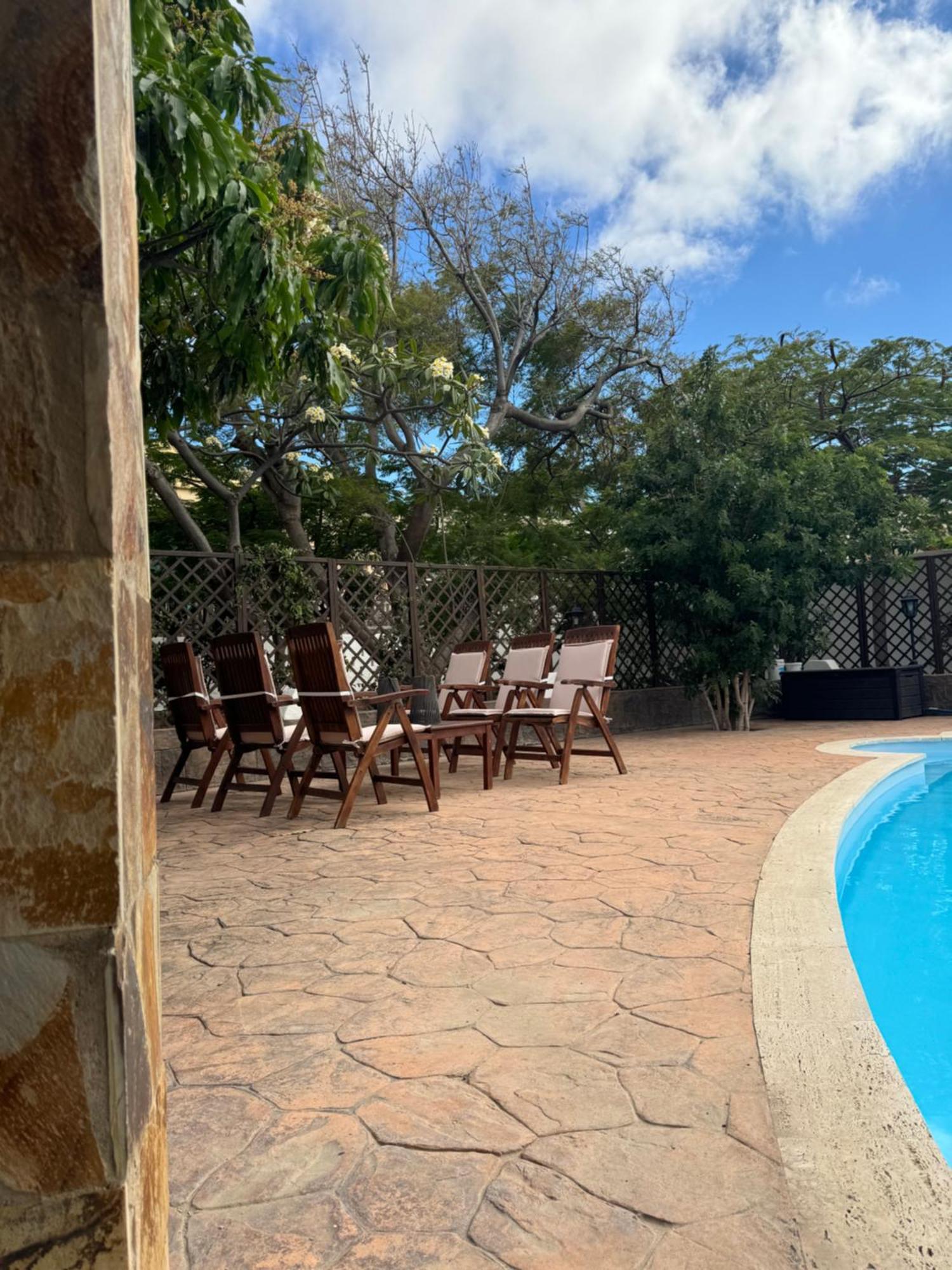 La Finca. Casa En Ciudad. Zona Residencial Muy Tranquila Telde Esterno foto