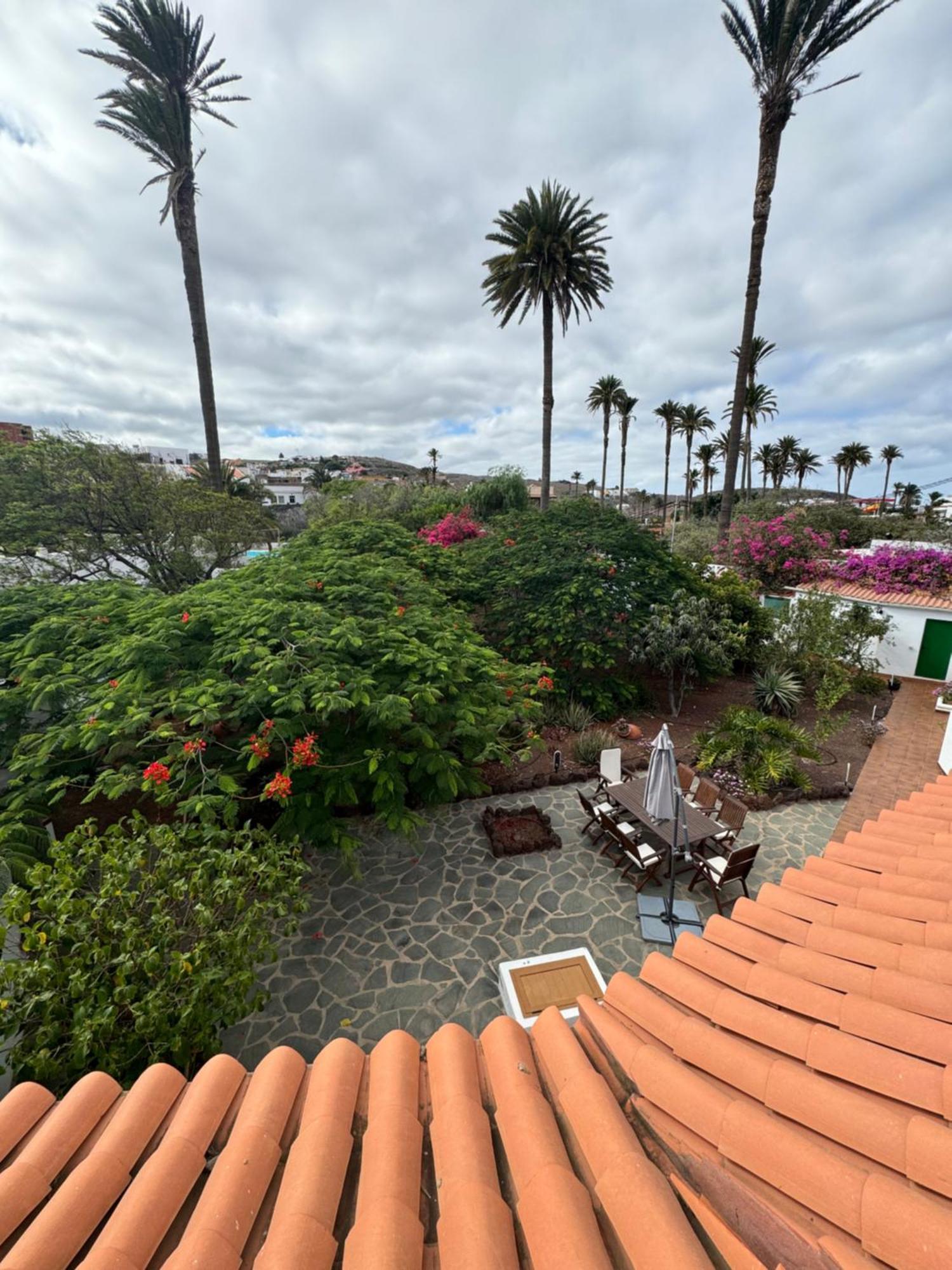 La Finca. Casa En Ciudad. Zona Residencial Muy Tranquila Telde Esterno foto